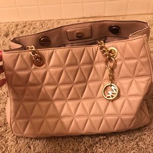 Michael kors bag!